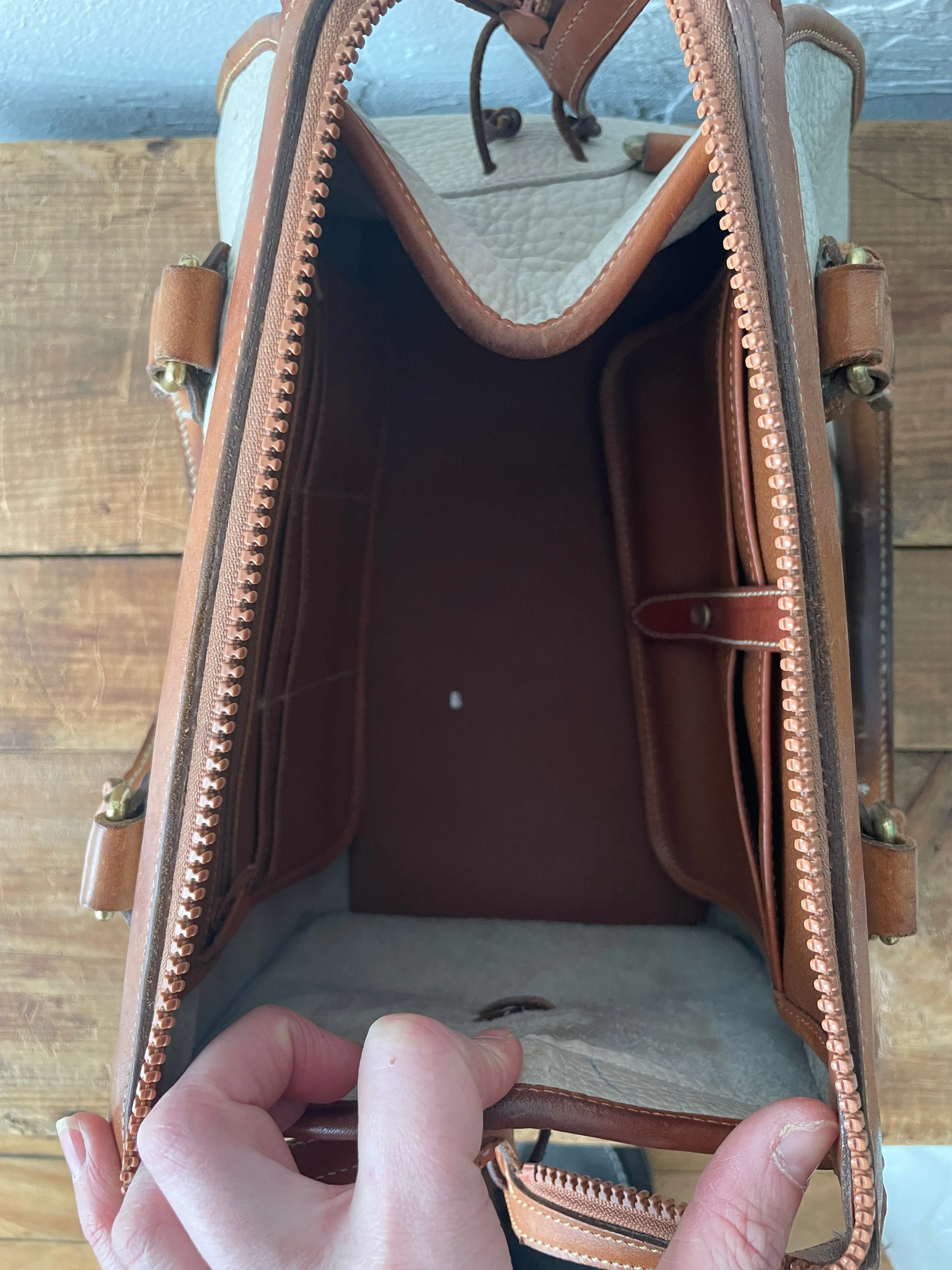 Vintage Dooney & Bourke Cream Pebbled Leather Doctor Bag
